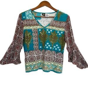 Bila MultiColor V-Neck Stretch Bell Sleeve Mix Media Top Boho Festival‎ Size XL